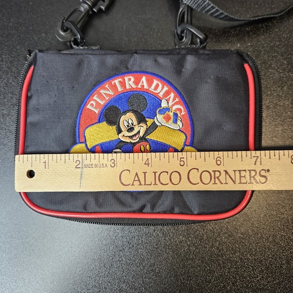 Disneyland Resort Pin Trading Bag Mickey Mouse Adjustable Strap Collector - Picture 6 of 7